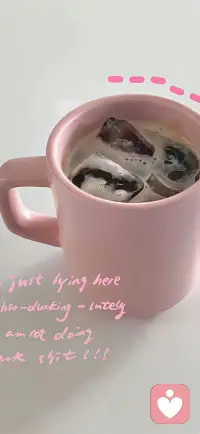 我們在關系中感受到了什么，通常取決于我們在過去的經歷里所形成的信念。
同樣的一個場景，不同的人就會有不同的情緒和行為反應，是因為不同的人在不同的經歷下形成了不同的內在信念，這些不一樣的信念，又引導出了不一樣的反應模式。配圖