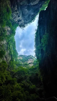 當(dāng)你改變了你的思維方式，你的感受就會隨之改變；當(dāng)你改變了你的感受，你的行為就會隨之改變；當(dāng)你改變了你的行為，你的生活也就發(fā)生了改變。一切始于改變……配圖
