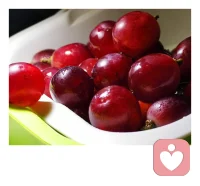 如果你在一段关系中总是为别人付出情绪价值，而自己的真实感受总是被克制，那么你在这段关系中得不到滋养，只会感到辛苦和劳累，进而转化为对自我的压抑和对他人的攻击性情绪。久而久之，这种内耗会吞噬你的能量，让你在身心俱疲中，失去在意的关系。配图