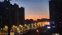 看這幅圖，你覺得是黃昏還是黎明呢？ 你的想法能投射出你現(xiàn)在的心理狀態(tài)，小游戲可以試一下配圖