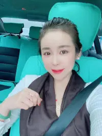 我看見一句話
經常在提示我

送給大家

所有仇恨的背后都有愛存在！

如果我們可以把自己心中的懊惱，悔恨，恐懼，焦慮，仇恨統統都從更高層面去看見了愛的存在，意識到，消融了這些能量。

那么，自己就會是那個無縫的無條件愛的存在。配圖