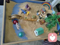 我們都有失眠的時候，什么樣的失眠引起重視，什么樣的失眠不必太在意呢？

偶爾失眠，有具體壓力事件，壓力事件解除，失眠不藥而愈。這樣為失眠，可以不必太在意。

但每周3次以上，持續3個月以上，造成日間功能損害，就為失眠障礙，這就應該引起重視了。

失眠并非與生俱來，它都是有成因的。您正在面臨失眠困擾嗎？我在這里，愿意陪伴您共同分析解決失眠的痛苦。配圖