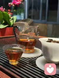 朝阳升起，又是崭新的一天
愿你心有所期，忙而不茫
笑而不语，不慌不忙
早安[太阳]