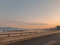 什么是真正的親密關系？
1.? 親密關系，是真正的成為你自己。
2.? 親密關系是真實且安全的，允許你和你的伴侶都做“真實的自己”，你能與伴侶以不同的方式去分享自己的能力。
3.? 親密關系是充滿創造力的，是創造生活的一個美好方式。
4.? 親密關系是充滿愛的滋養與滿足。
5.? 做真實的自己，不會傷害別人，也不會讓他人失望，尤其是你的父母。配圖