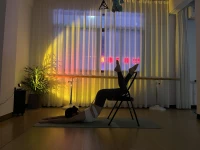 向內求索，向外探索配圖