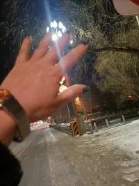 當一個人不再對自己以外的人有期待，并且能用自己的方式過好每一天的時候，就真的長大了配圖