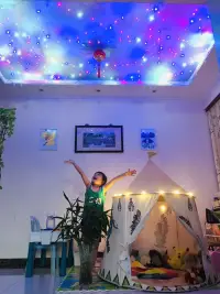 送給孩子心愛的禮物，孩子的幸福感不單單是因為滿足了她物資需求，更重要的是她體會到父母的愛??配圖