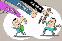 校園霸凌者的心理分析

校園霸凌者通常有一種自卑感。他們可能在家庭、學(xué)習(xí)上或者社交方面遭遇過挫折，缺乏自信心。為了掩蓋自己的弱點(diǎn)，他們選擇通過霸凌他人來獲得優(yōu)越感和快感，從而滿足自己的心理需求。此外，校園霸凌者還可能是處于焦慮或壓力下的學(xué)生。他們可能在學(xué)業(yè)或者家庭方面遇到了困難，或者身處于學(xué)校的競爭環(huán)境中，感到壓力非常大。為了緩解自己的壓力，他們選擇通過霸凌他人來尋求宣泄。

其次，校園霸凌者可能是一些情感不穩(wěn)定的學(xué)生。他們可能缺乏親密關(guān)系，無法與他人建立良好的情感聯(lián)系。在心理上感到空虛和孤獨(dú)的他們，通過霸凌他人來尋找自己的存在感和認(rèn)同感。此外，校園霸凌者還可能是一些自私自利的人。他們可能缺乏同理心，無法理解他人的感受和需求。在這種情況下，他們會為了自己的私利而對他人進(jìn)行霸凌，從而滿足自己的欲望和需求。

最后，校園霸凌者的行為可能與其所處的社會和文化環(huán)境有關(guān)。在某些文化中，強(qiáng)者和弱者之間的斗爭被認(rèn)為是一種正常的社會現(xiàn)象。在這種情況下，校園霸凌者可能會覺得自己的行為是一種正常的、被社會認(rèn)可的行為。此外，校園霸凌者所處的環(huán)境也可能存在一些不健康的文化氛圍，如過度競爭、攀比心理等。這些文化因素可能會引導(dǎo)校園霸凌者的行為。

綜上所述，校園霸凌者的心理狀態(tài)具有復(fù)雜性和多樣性。他們可能有自卑感、處于焦慮或壓力下、情感不穩(wěn)定或自私自利等心理特征。同時，校園霸凌者的行為也與其所處的社會和文化環(huán)境有關(guān)。因此，我們應(yīng)該從多個角度分析校園霸凌者的心理狀態(tài)，幫助他們走出霸凌的陰影，重建健康的人際關(guān)系。配圖