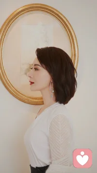 女人找一個兒子似的老公是很辛苦的。男人找個女兒似的老婆也很辛苦。婚姻是兩個成年人，一個男人和一個女人的舞蹈，只有用成年人的態度和眼光去經營婚姻才會越來越好。配圖