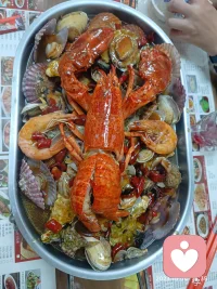 It's nice to have someone that accompany and listen to you.配圖