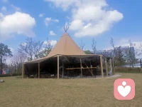 分手后的五個(gè)危險(xiǎn)想法曾經(jīng)深?lèi)?ài)過(guò)的人，很難輕易放下一段感情。所以，分手之后人們往往會(huì)糾結(jié)，還有可能萌發(fā)出以下念頭：
（1）愛(ài)情消失了還有友情，我們是不是還能做朋友？
（2）分手后，他有沒(méi)有過(guò)得比我好？
（3）好生氣，我們會(huì)走到今天這一步都是他的錯(cuò)，為什么受傷的人卻是我？他也要付出代價(jià)！
（4）不該提分手的，我明明對(duì)他還有感情啊！我這就去求他回來(lái)，哪怕是靠乞求。
（5）時(shí)隔三個(gè)月再見(jiàn)，我居然萌生了想和對(duì)方翻云覆雨的沖動(dòng)……發(fā)現(xiàn)了嗎，這5個(gè)念頭有個(gè)共同點(diǎn)，那就是藕斷絲連。配圖