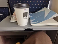 現代科學證明：一味的對自己不滿、挑剔就會形成“我不夠好”的信念，不管怎么努力都對自己不滿意，身心疲憊，甚至自卑。
而真正能夠激發和激勵我們的是：能夠發現和欣賞自己的美好，發現充滿智慧、力量和愛的自己。配圖