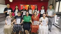 你需要放下當(dāng)前的預(yù)設(shè)和執(zhí)念，甚至需要犧牲你最在乎的東西，才能夠?qū)崿F(xiàn)自己的潛力，而不是始終停滯不前。配圖