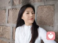 “每個人都有錯，但只有愚者才會執(zhí)迷不悟?！笔聦嵉拇_如此，生活中有兩種愛抱怨的人，一種是愛抱怨別人的人，另外一種人則是喜歡抱怨自己的人。前者容易清醒，后者則經(jīng)常執(zhí)迷不悟，一旦認為自己錯了，就消沉，不再振作，讓抱怨在心理生出“毒瘤”，并任由這顆“毒瘤”毀掉自己的一生。
在南美洲，有兩個人因為偷羊而配圖