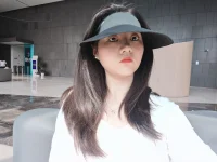 正確總是那般的無趣，而小錯誤卻顯得格外可愛。配圖