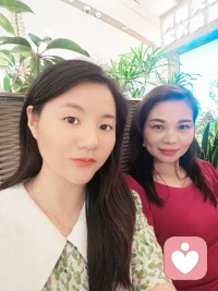 消失的时候就是在忙
出现的时候就是在充电
好朋友会陪你有过每个春夏秋冬
见证你的高光时刻和低谷时期
不离不弃才是最好的友情，陪伴是最温柔的告白