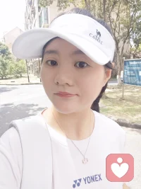 看电影
看书
打羽毛球
和朋友小聚喝酒
每一件小事都给我带来了快乐