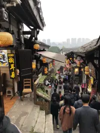 控制不住自己只是一個借口。真實理由是明白對方好欺負，所以根本不想控制自己。配圖