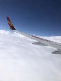 如果被孤立，被傷害，試試看這樣想
“你們以為你們不認可我，就可以傷害到我，你們以為你們的認可對我來說很重要。事實上，你們和你們的認可，在我眼里什么都不是。”
確實什么都不是。配圖