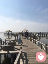 真正決定我們的，不是過去，而是思維方式。
如果朱元璋十八歲去看心理醫生，有的心理醫生可能會不停給他分析原生家庭。說他早年父母雙亡、饑寒交迫，會形成強迫性重復，需要覺察等等。
實際上，經歷本身不重要，你想法改變，一切就都變了。配圖