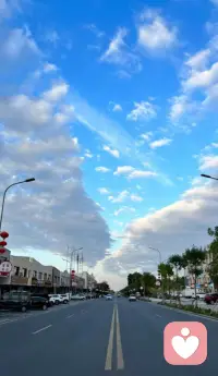 過度“自尊”其實(shí)是內(nèi)心自卑的外在體現(xiàn)，就像職場上有些人一看到同事們在小聲交流就想著是不是在背后說他壞話一樣。配圖