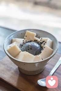 什么才是對別人有幫助的？從泥潭里拉出來？借錢？幫助尋找資源？還是說直接給一個食物？…………………這些都是，這些好像都不是。最重要的是在那個當下的環境你有沒有給到對方想要的東西，你是否愿意幫助配圖