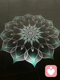 一個(gè)人需要有獨(dú)立思考的能力，有些時(shí)候都忘記了，被淹沒(méi)在大世界里。配圖