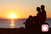 你讓別人舒服，別人就讓你舒服。
你讓別人不舒服，別人就讓你不舒服。
很多人只是怨別人讓自己不舒服，
卻不知道為什么別人讓自己不舒服。
如果不從改變自己入手，永遠舒服不了，
因為別人讓我們舒服不舒服，
是由我們自己讓別人
舒服不舒服決定的。配圖