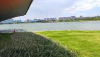 每個人都生活都充滿了變數(shù)，凡事都要看開看淡，心胸豁達大度。始終都要相信：任何時候善待自己都沒有錯，只有自己好了，人生中的一切才會慢慢變好。配圖