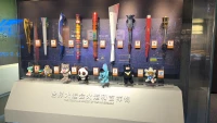 人生需要努力，生活需要奮斗，我們更需要堅持和戰(zhàn)勝困難的勇氣!因為勇氣是逆境中綻放的光芒，它是一筆財富，擁有了勇氣就有了改變的機會。配圖