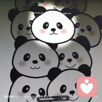 生活，就像一杯白開水 每天都喝，不要去羨慕別人的飲料有各種顏色，其實未必有白開水解渴。調整好心態看生活，處處是陽光。人這一生，不管經歷過多少風雨，都要舒展著眉頭過日子，內心豐盛安寧，性格澄澈豁達。哪有許多輕而易舉，多的盡是默默努力；也沒什么感同身受，處處皆是冷暖自知。真正的幸福感，一定是來源于精神，把不忙不閑的工作做的出色，把不咸不淡的生活過得精彩；過好自己的生活，該來的，都在路上!配圖