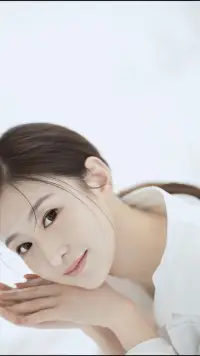 告別emo

我知道你最近很累，是那種別人看不見的身體和精神上的疲憊，你不敢和家人朋友說，也不敢發朋友圈宣泄，可是成年人的崩潰就是這樣的[流淚]，不能隨心所欲的表達，要很懂事，但也很無奈[流淚]。但無論如何，我希望你一定要好好的愛自己。就算是無人問津也好，既不如人也罷，千萬不要讓煩惱和焦慮毀了你本就不多的熱情和定力。配圖