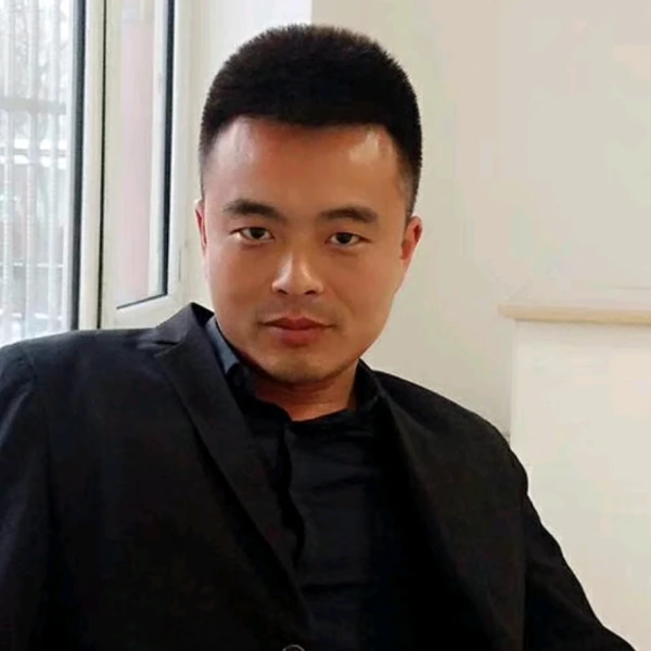 李佳航（情緒疏導）