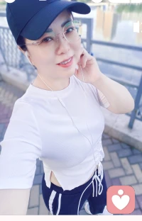 人與人最好的關(guān)系就是一起成長！心智成熟的三個方面：一、認(rèn)識自己二、正確認(rèn)識他人和環(huán)境三、正確處理自己和他人和環(huán)境之間的關(guān)系。真正的成熟是正派，規(guī)矩的，什么場就展示什么樣的相。時刻謹(jǐn)記：溫良恭儉讓，讓人感到舒服～配圖