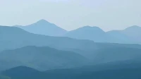 每當接觸了讓我們產生負面情緒的人和事，要懂得適當遠離負面的環境，讓自己平息下來。很多矛盾的起因都是一些小事，不懂得退就會越攪越大……配圖