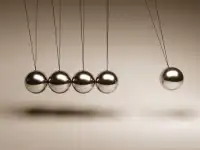 清晨感悟：生活中一定要和你同頻的人在一起，和鼓勵你前行的人在一起，和有趣的人在一起，和有正能量的人在一起，因為這樣，你會越來越快樂，越來越進步，越來越有趣，越來越優秀，越來越有正能量，你會慢慢活成一束光，照亮你自己，也會照亮周圍的人！配圖