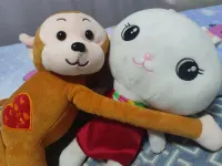 在你心情低落的時候，總是有一個人再為你守候，傾聽你的故事！配圖