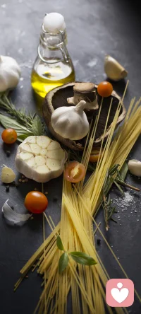 外面沒有別人，只有你自己。你所看到的所有不美好，不如意，都是你內心已經有的。不要覺得你的遭遇，經歷，包括生命對別人很重要，對于他人而言，你只是一個熱鬧。因此任何時候不要用傷害自己來喚醒別人，需要喚醒的只有你自己。珍愛已經的身體和生命，做到愛自己。配圖