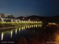每當夜深人靜的時候，總有一兩聲風吹落葉的沙沙聲透光窗簾，侵略到夢魘的領地。此時，那種保護欲和慕強欲就分別在兩個不同的端口瘋狂的生長——“這就是大部分單身病的原理。”配圖