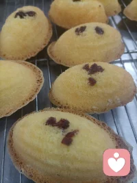 中秋節到了老公給老婆轉了500塊，讓帶娃子們去吃一頓好的，再買一些禮物，順產回去看看父母。老婆看完，回轉了老公500塊，說去買一套房，余額再買一輛車。于是這個中秋節，老公和老婆：老婆有了新房新車，老公花了500塊。。中秋快樂，歡迎評論，說說您的想法配圖