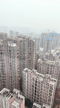 做自己的太陽，與山川湖海為伴，熱愛生活，自信勇敢，保持善良，勇往直前！配圖