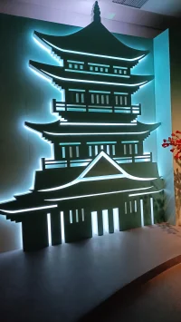 為了適應成人的不當行為，孩子會刻意壓抑。配圖