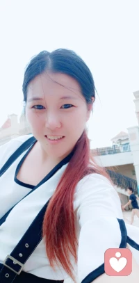 人只要還活著，每一天都要面對生活，在所有的經歷中把所有的是是非非，紛紛擾擾，通過人生這個字眼來淋漓盡致的演繹，然后在所有的帝笑皆非里讓我們思考人生，看透人生~早安，各位親配圖