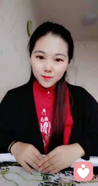 去找一個積極向上能帶動你的人去找一個像太陽一樣的人幫你曬曬所有不值一提的迷茫！早上好！配圖