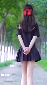 人的一生有时候也就像从0点再到夜间24点的过程：从凌晨之前那漆黑的暗夜、终于熬到绚丽的日出，然后享受温暖幸福的上午，直到火热快乐的中午——有时这会是人生最妙的顶峰