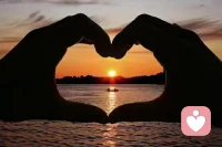 花會一年一度的開，可是喜歡的人不會一直都在。配圖