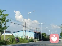 像一個(gè)嬰兒一樣待看一切，吸收一切，不要評(píng)判任何事物，不給任何人貼好或壞，是或非的標(biāo)簽，不要把人分成你愛(ài)的和恨的。只是這樣看待生命。即使你只是這樣做一天，你都可以有一個(gè)嶄新的開始，成為一個(gè)美妙的人配圖