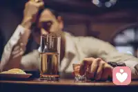 人生無非四兩酒，一兩心酸一兩愁。一兩虔敬凌云志，一兩嘗盡人間憂。回首經年夢難求，歲月蹉跎幾時休。四兩烈酒已入喉，難解凡塵萬古愁，借酒澆愁愁更愁。配圖