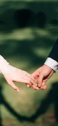 當你把希望寄托在別人身上的時候，你希望別人給予你更多，你就會選擇等待，這是外求。
而當你把希望寄托在自己身上的時候，你就會選擇努力和奔跑，你希望自己變得越來越好，越來越優秀，這是內求。
你愿意做哪一種呢？配圖