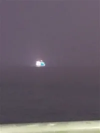 不管經歷過或經歷著多么黑暗的時刻，你一定要看到前方的光明，哪怕光明暫時沒有出現，心內的光明也要堅持亮著，只要這份光明還在，就可以帶你走出困境，走向美好！配圖